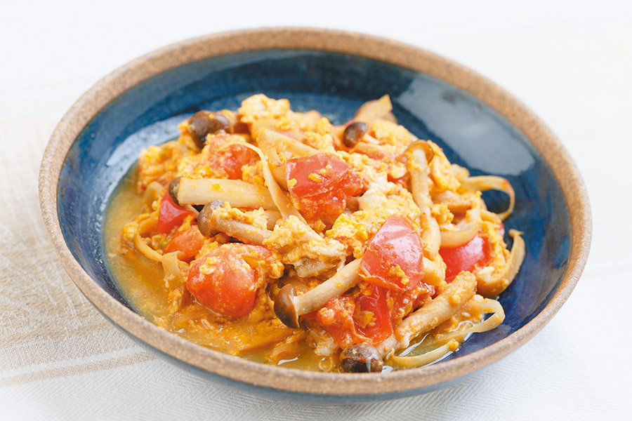 トマトとごぼうの炒り卵