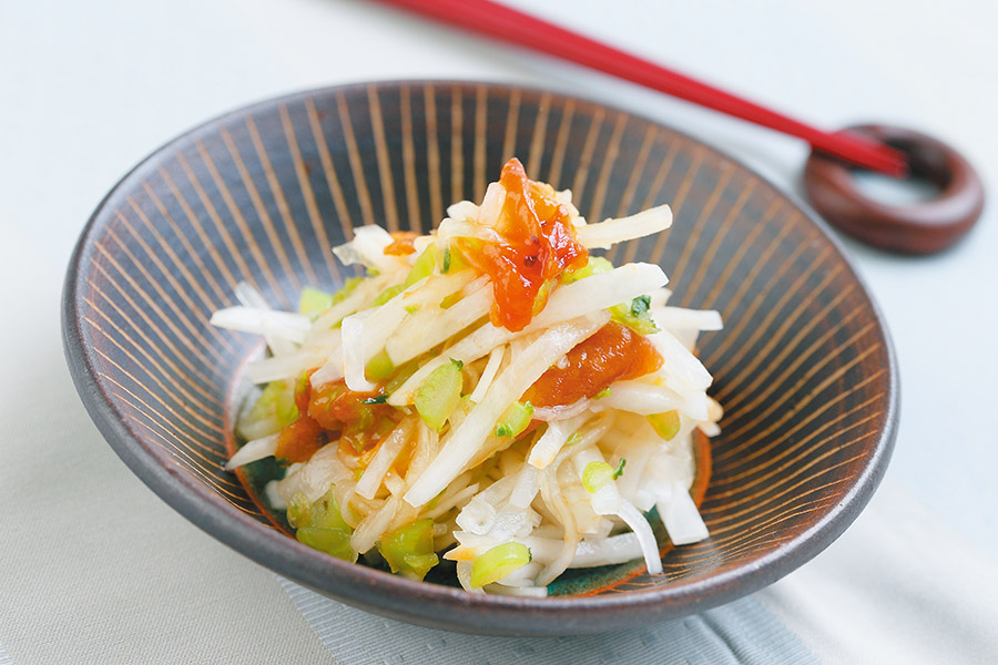 干し柿と大根のサラダ