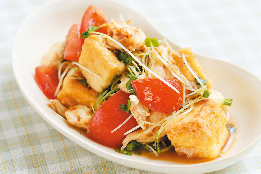 揚げ豆腐とチーズのポン酢サラダ