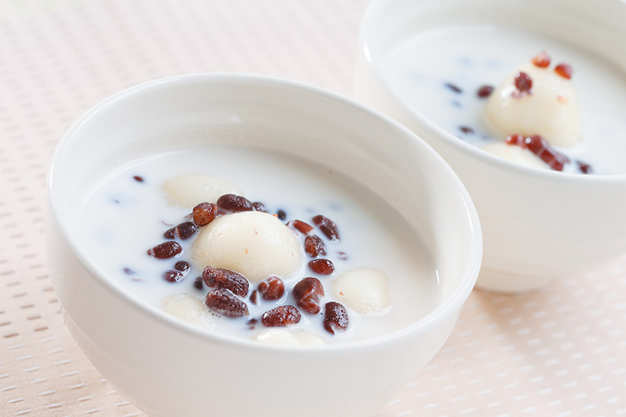 白玉と甘納豆のホットミルク