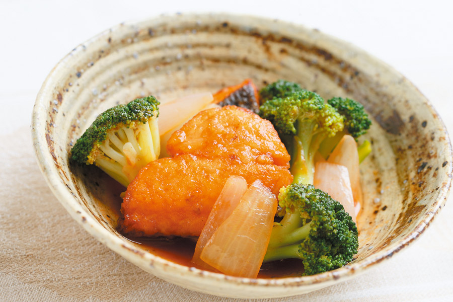 鮭のケチャップあんかけ