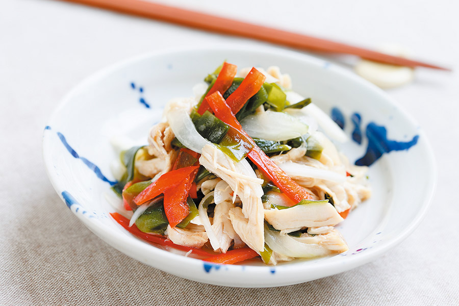 ささみとわかめの中華風サラダ