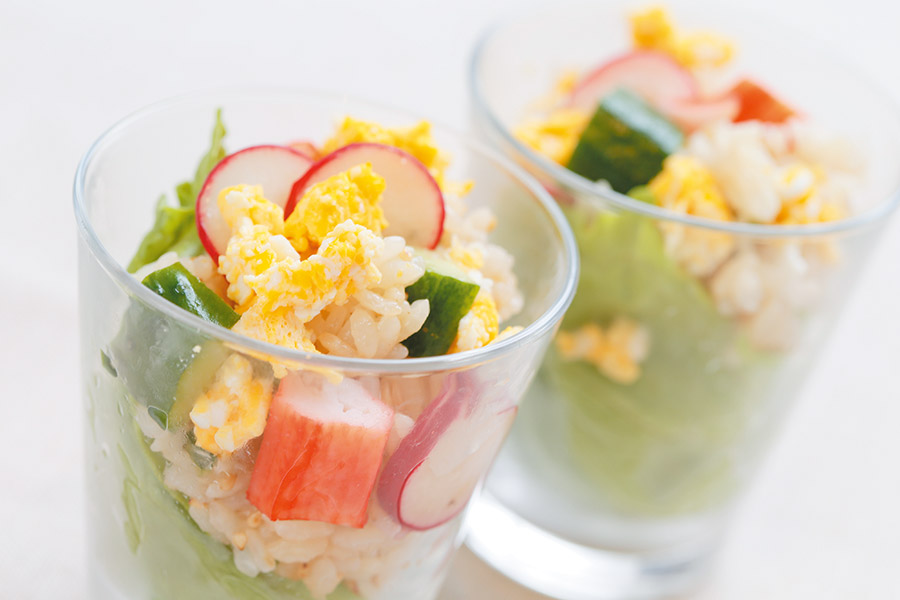 サラダカップ寿司