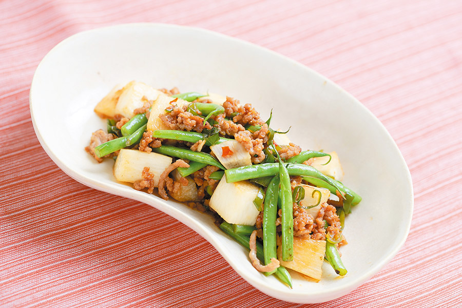 かぶといんげんのピリ辛炒め