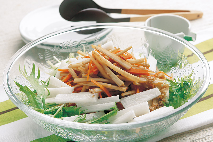 ごぼうと長いものごまサラダ