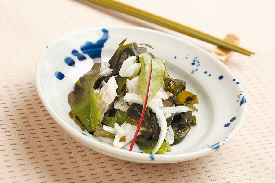 たらとわかめの酢のもの