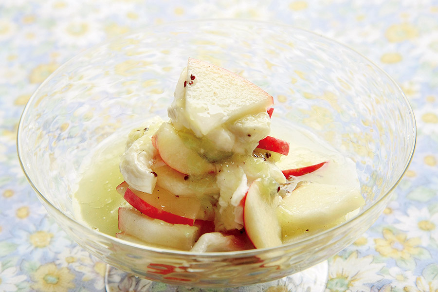 りんごとモッツァレラのキウイソース