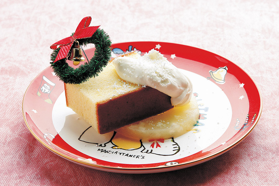 カステラとパインのクリスマスケーキ