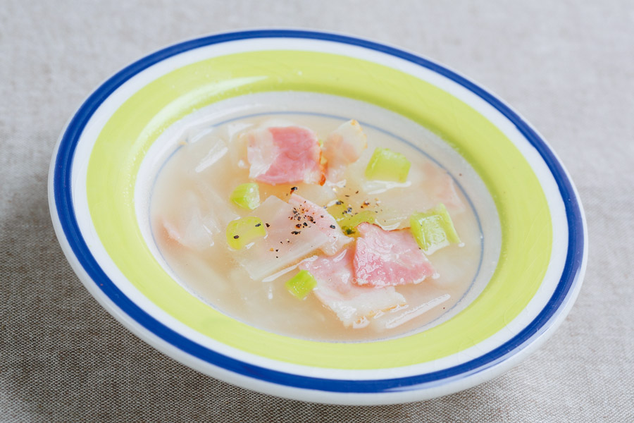 大根とベーコンのスープ
