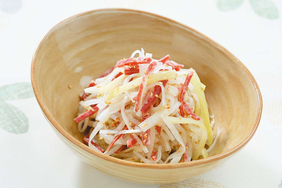 大根とカルパスの塩サラダ