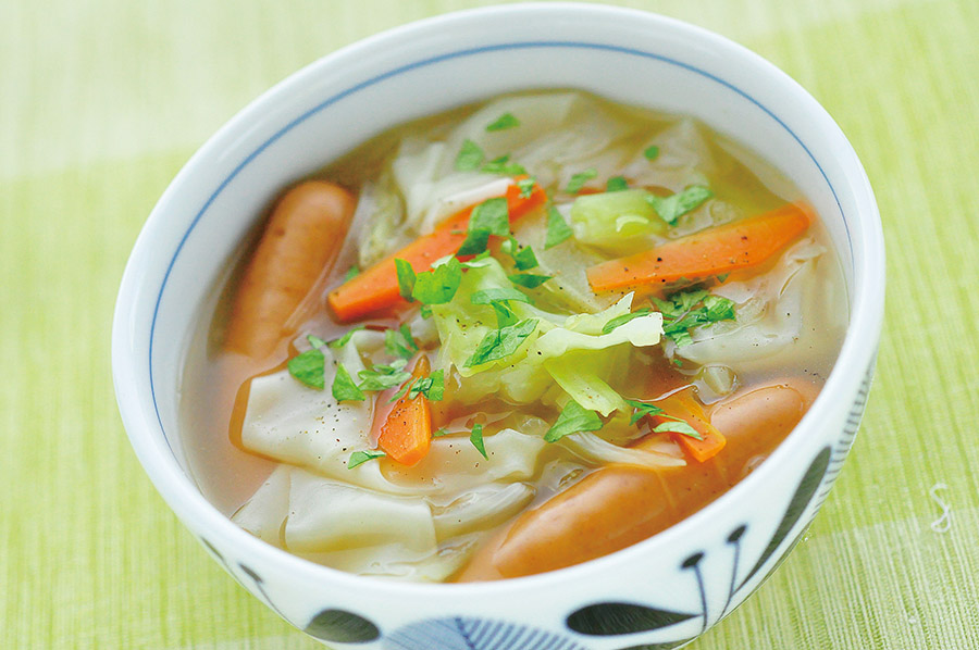 春野菜とウィンナーの食べるスープ