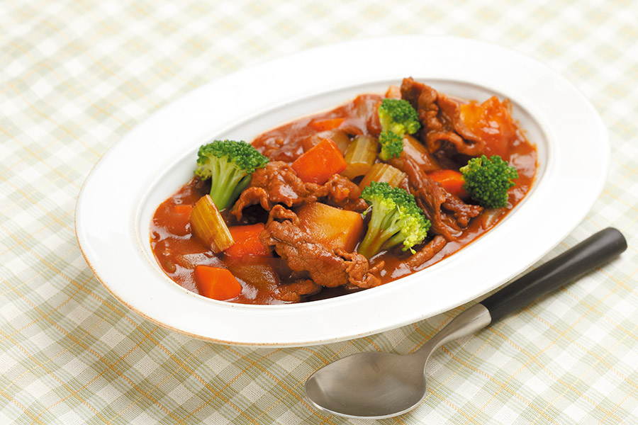 牛切り落とし肉のビーフシチュー