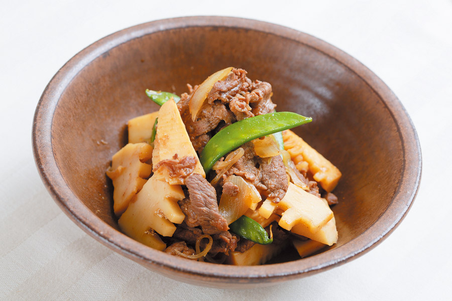 牛肉とたけのこのコチュジャン炒め