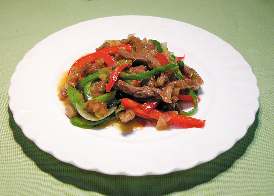 牛肉とピーマンの細切り炒め