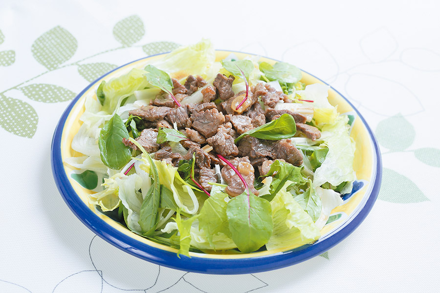牛肉のにんにく酢じょうゆサラダ