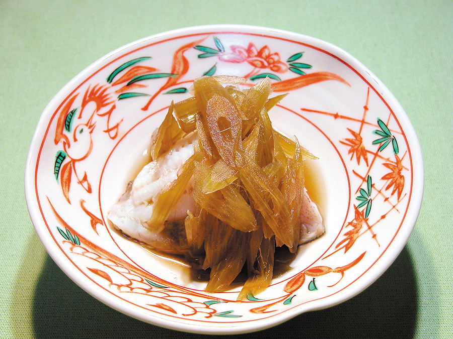 白身魚と新ふきの蒸し煮