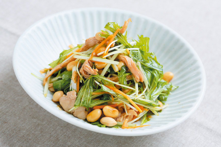 蒸し鶏と大豆のサラダ