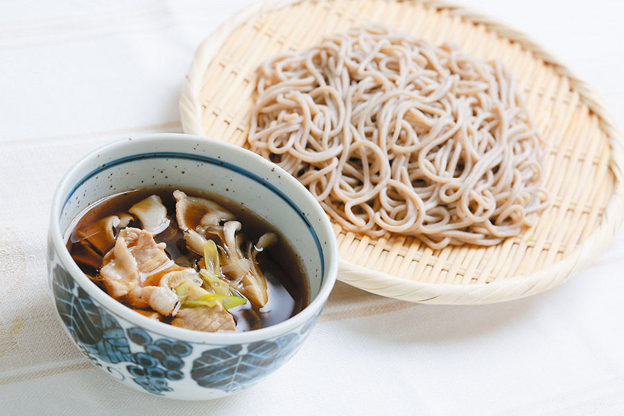 豚肉とまいたけのつけそば