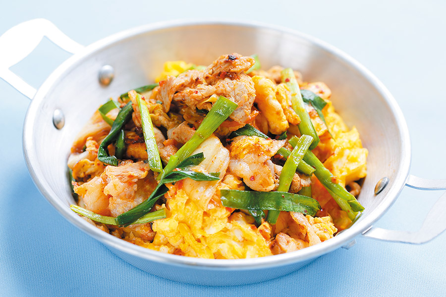 豚肉とキムチの卵炒め