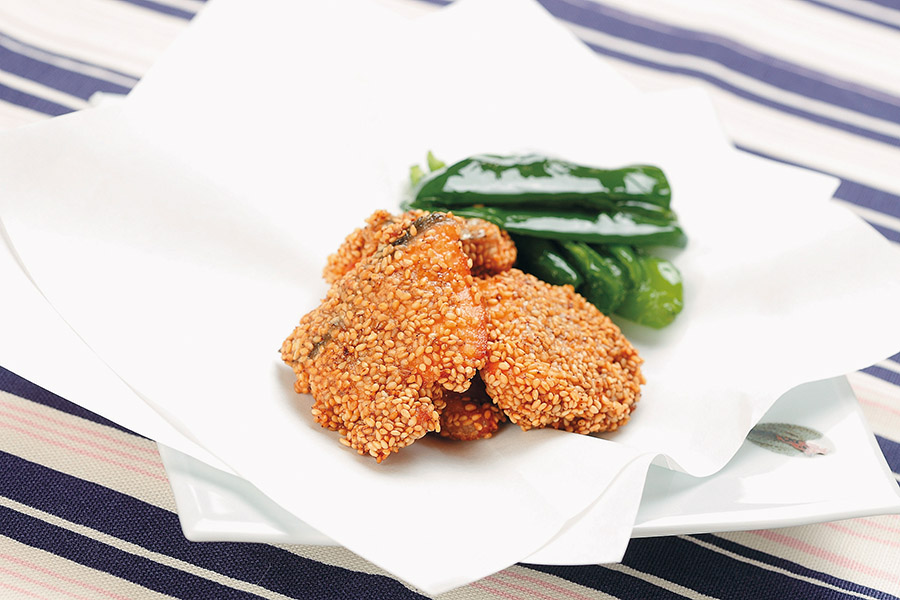 鮭のごま竜田揚げ