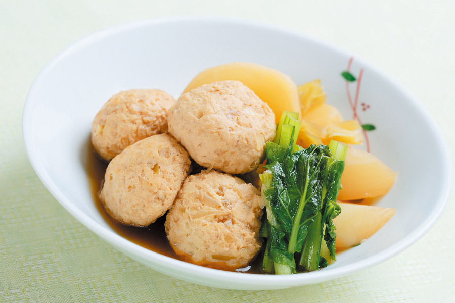 鶏つくねとかぶの含め煮