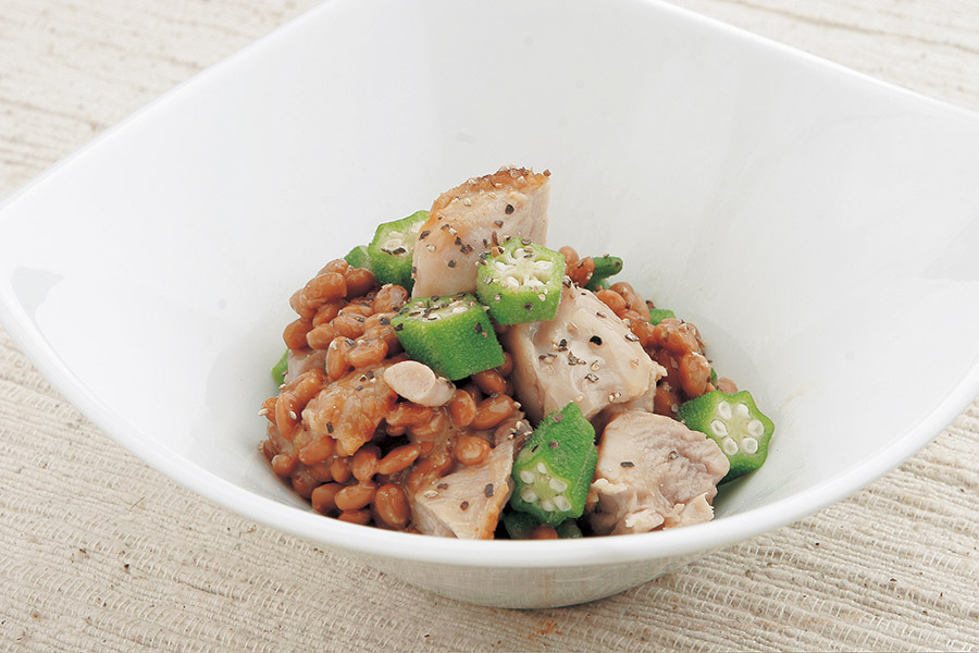 鶏ももソテーの納豆あえ