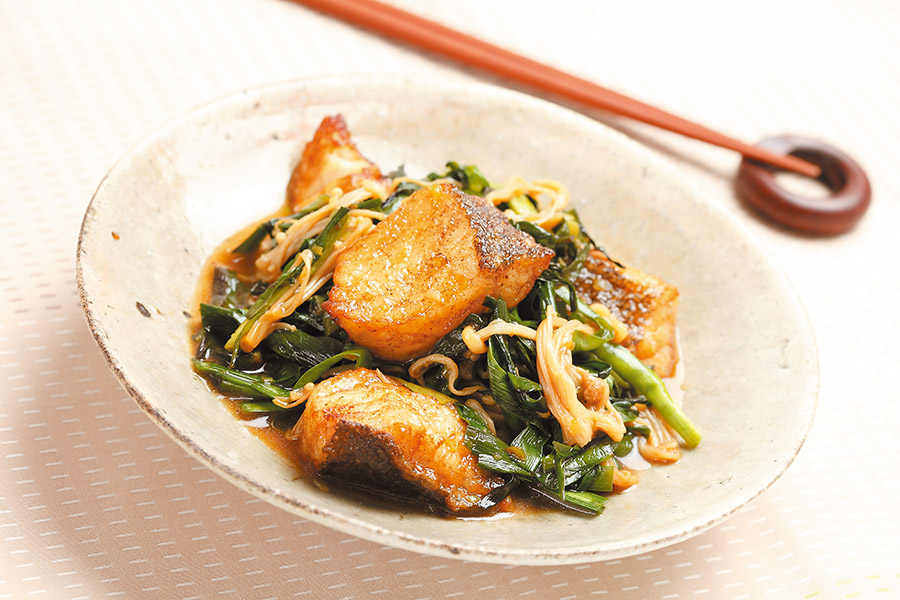 たらとにらの炒めもの