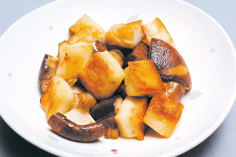 はんぺんとしいたけの骨太ソテー