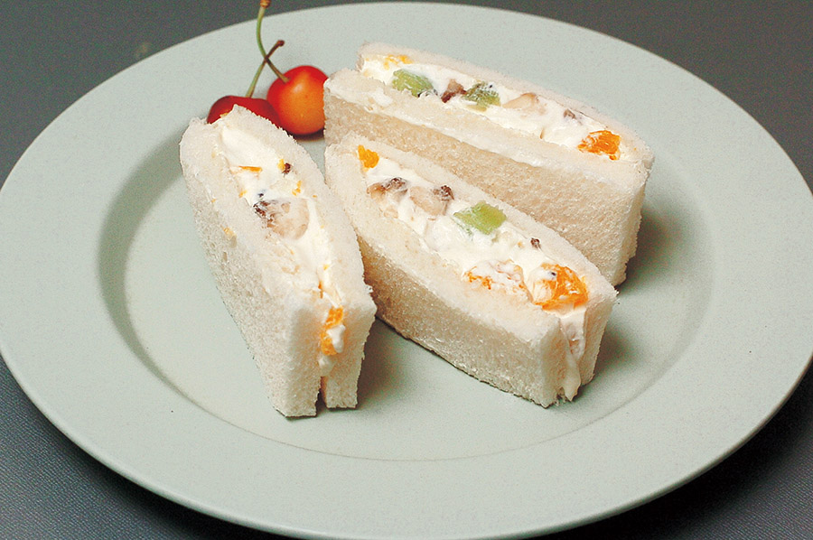 フルーツサンド