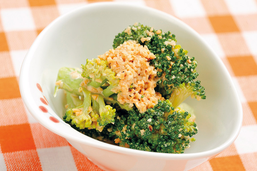 ブロッコリーのピーナッツあえ