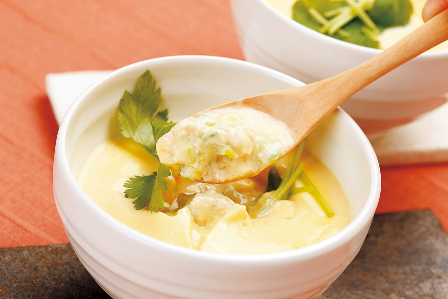 豆乳とひき肉の茶碗蒸し