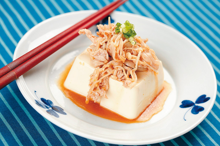 豆腐の豚肉にんにくソースがけ