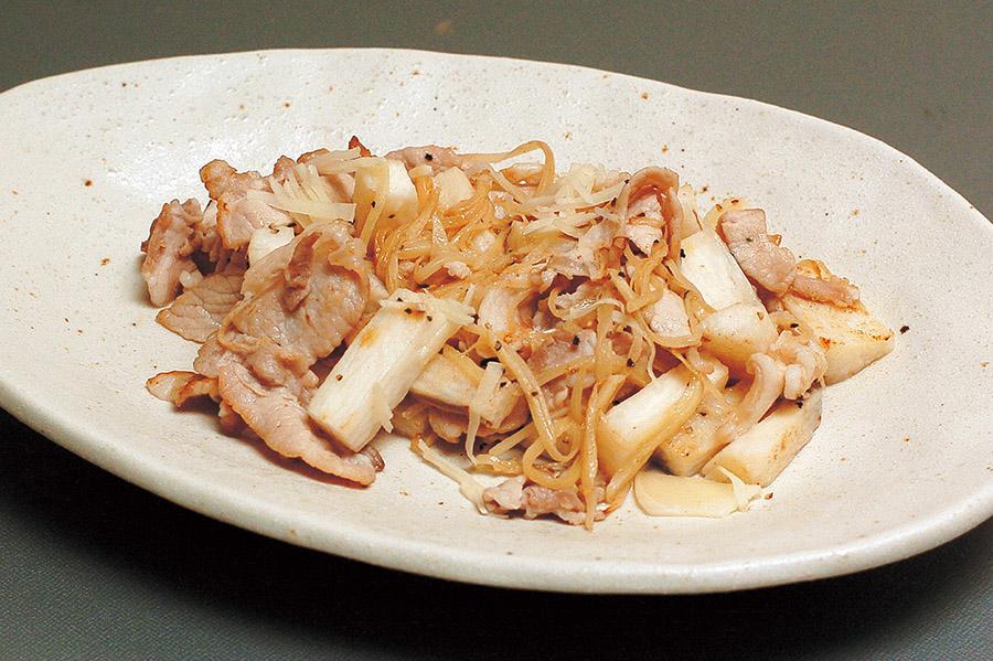 豚肉と長いものしょうが炒め