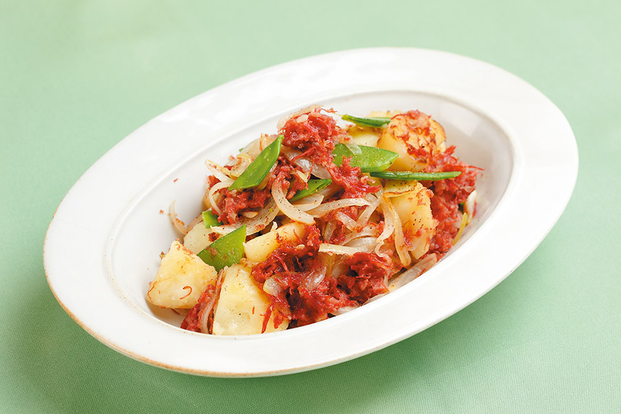 じゃがいもとコンビーフのシンプルソテー