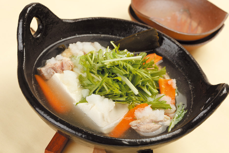 鶏肉入り湯豆腐