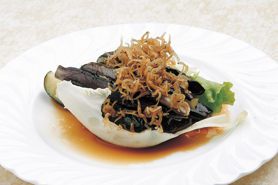 揚げなすのじゃこドレッシングサラダ