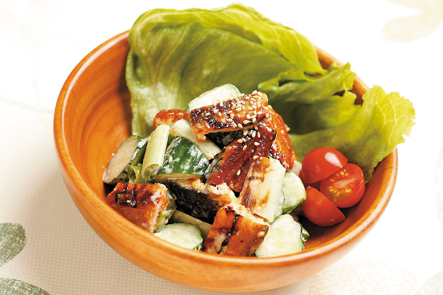 うなぎときゅうりのわさびマヨネーズあえ