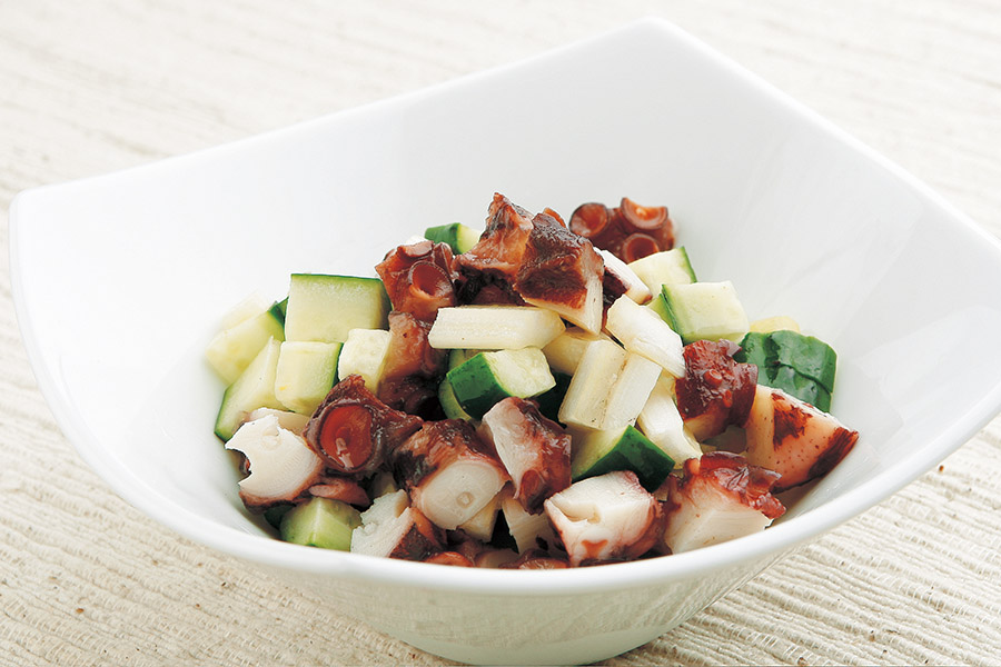きゅうりとたことセロリのサラダ