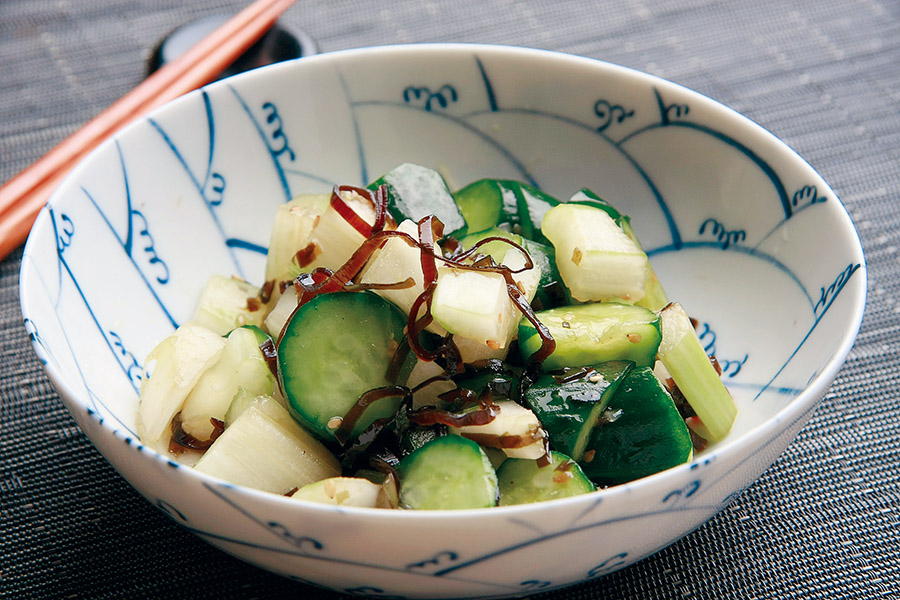 きゅうりとセロリの昆布の佃煮あえ