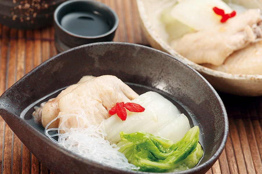 手羽先と白菜のスープ