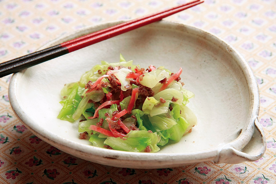 牛そぼろとキャベツのおひたし