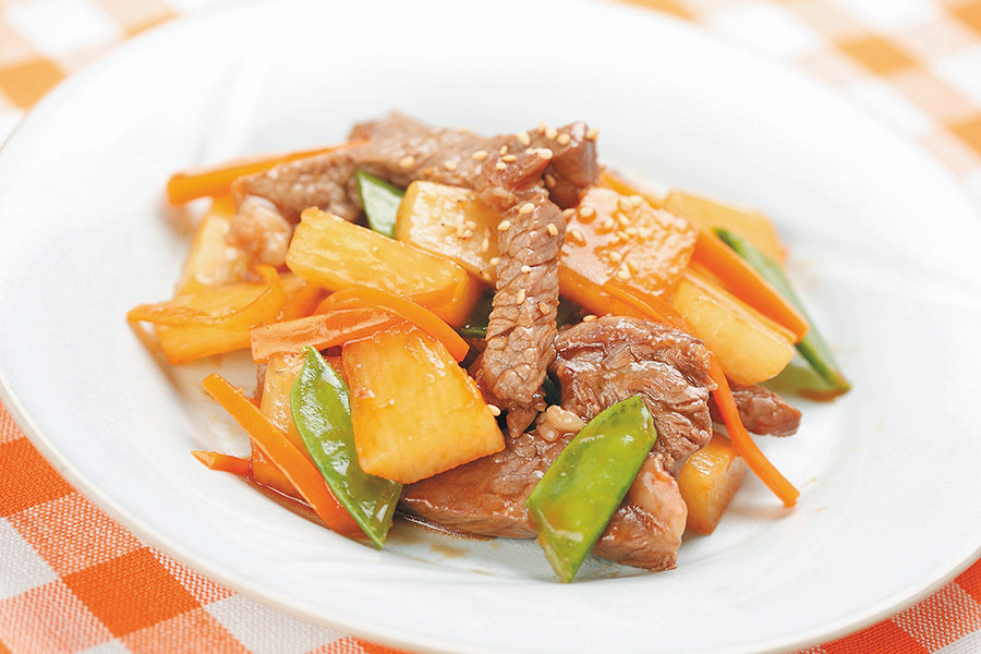 牛肉と長いものオイスターソース炒め