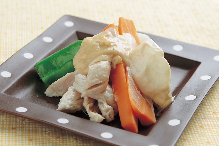 蒸し鶏とかぶの味噌ネーズサラダ