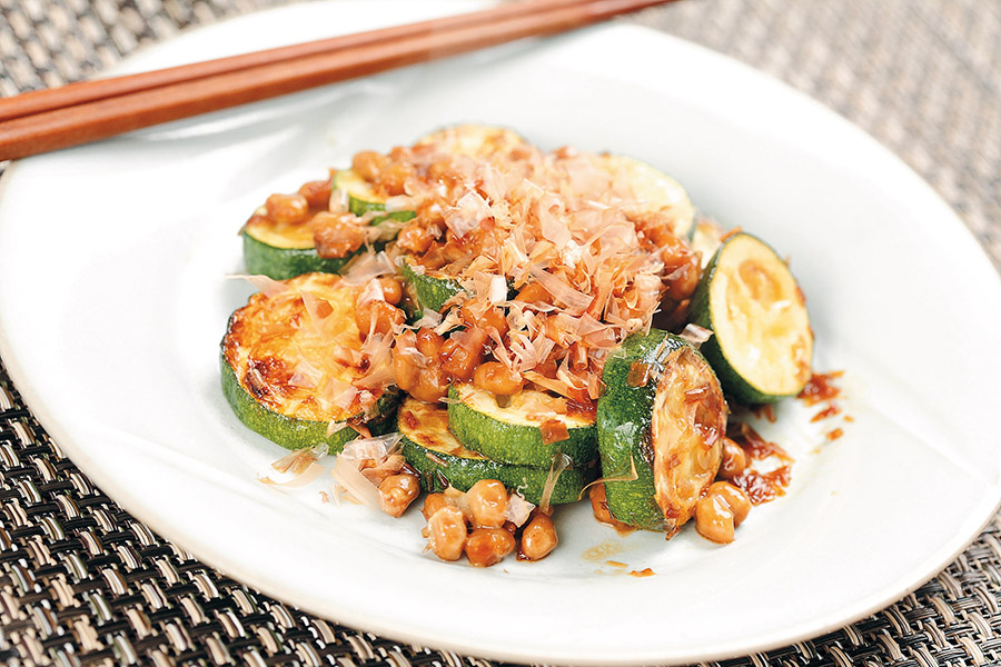 ズッキーニと納豆の炒めもの