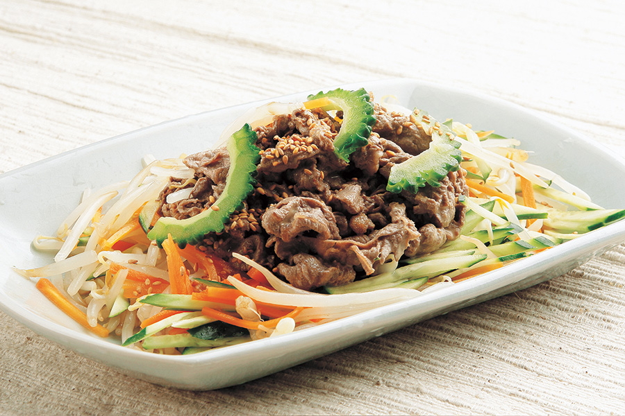 牛肉のごまドレサラダ