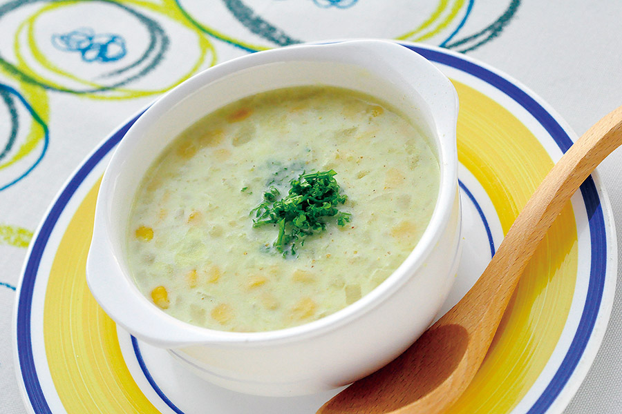 さつまいもとコーンのミルクスープ