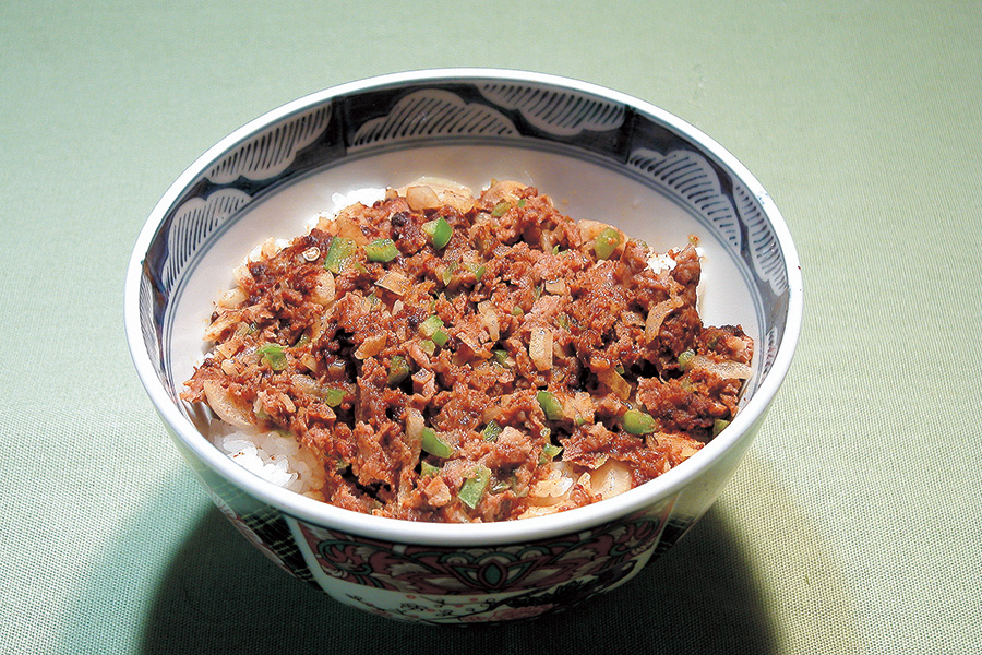 ドライカレー丼