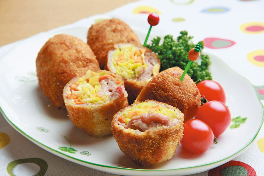 キャベツ入りロールカツ