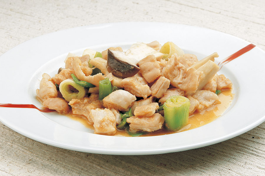 味噌ホルモンのきのこ炒め