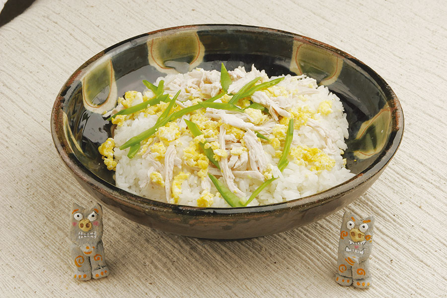 洋風蒸し鶏の散らし寿司